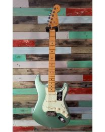 Fender American Pro II Stratocaster MN Electric Guitar, Mystic Surf Green B-Stock, 011-3902-718-B