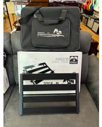 Palmer PEDALBAY® 40 - Lightweight Variable Pedalboard with Protective Softcase, 45 cm