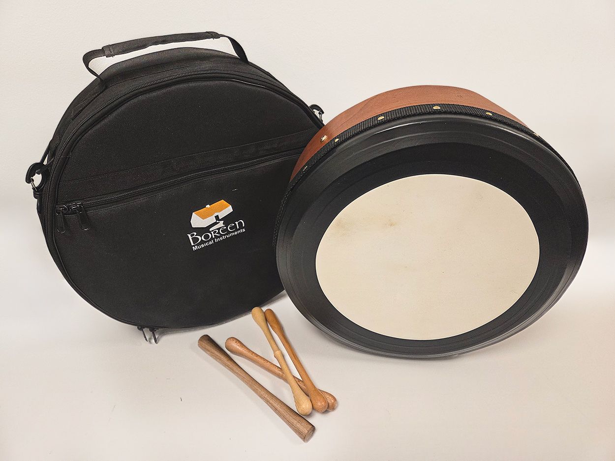 Boreen 16"x5" Cedar Tuneable Bodhrán Pack with Deluxe Gig Bag